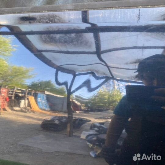 Дверь передняя правая Suzuki Grand Vitara/ Escudo