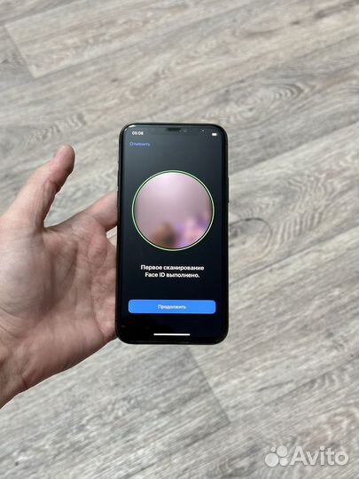 iPhone 11 Pro, 64 ГБ
