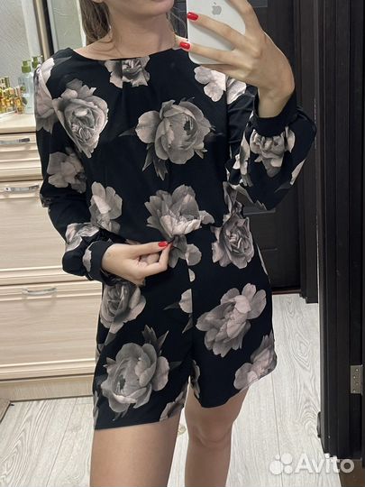 Комбинезон женский шортами