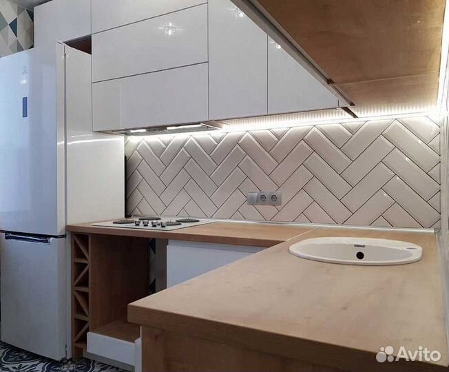 Кухонный гарнитур в наличии