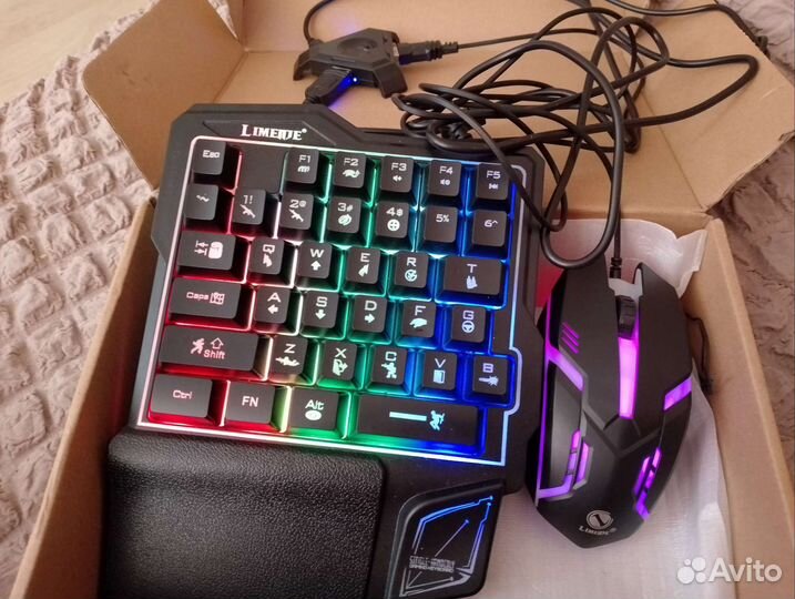 Игровая клавиатура с подсветкой для телефона