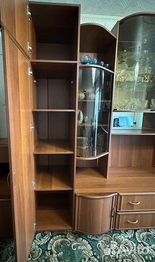Стенка в гостиную