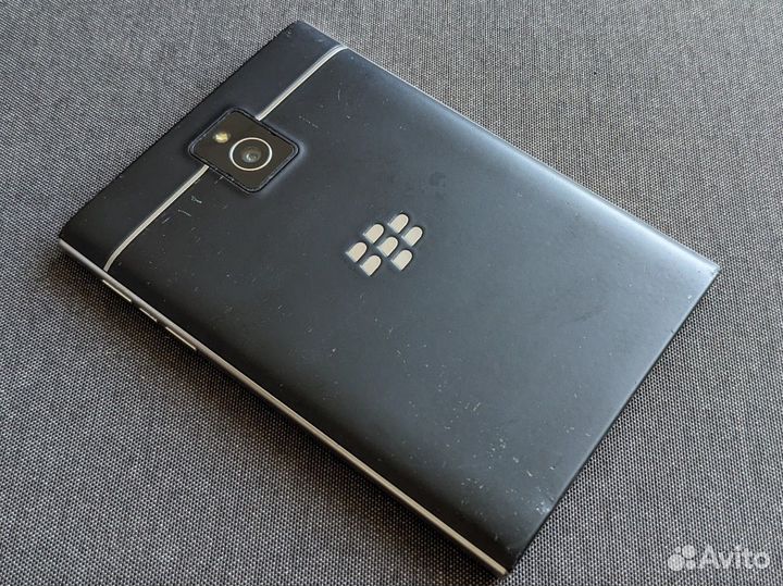 BlackBerry Passport, 3/32 ГБ