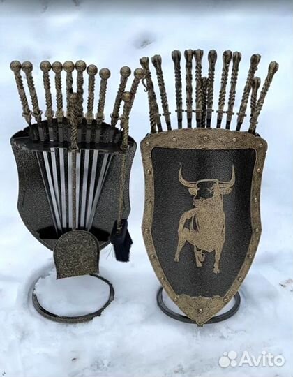 Подставка под шампуры Щит