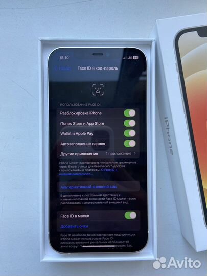 iPhone 12, 64 ГБ