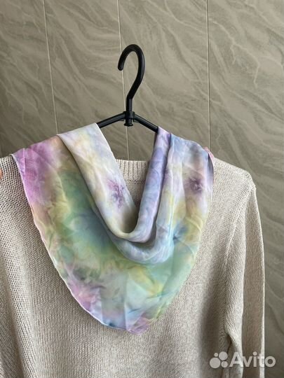 Платок легкий весенний