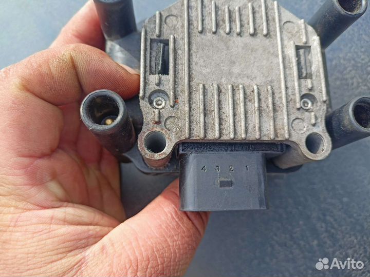 Катушка зажигания skoda octavia a4