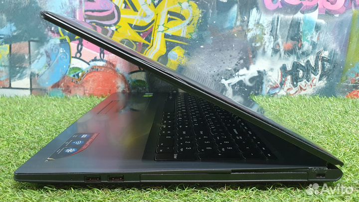 Ноутбук Lenovo i3-6/4 Gb/920MX 2 гб