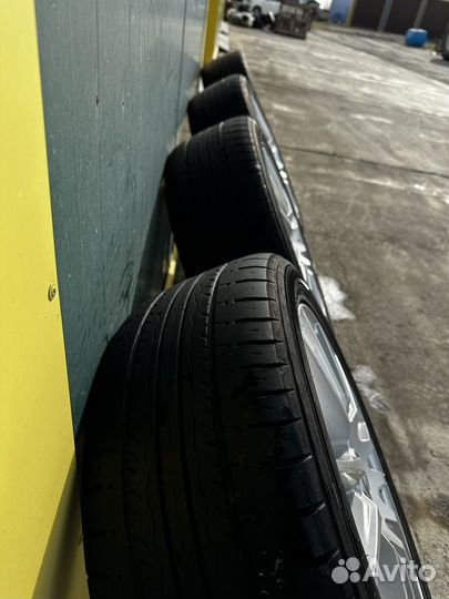 Комплект колес 215/50 R17 5x100