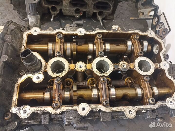 Головка блока цилиндров для Audi A6 C6 3.2 AUK