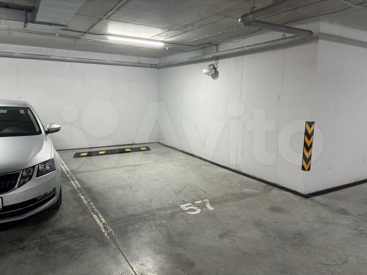 Машиноместо, 14 м²