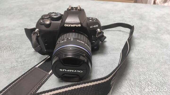 Зеркальный фотоаппарат olympus e-420