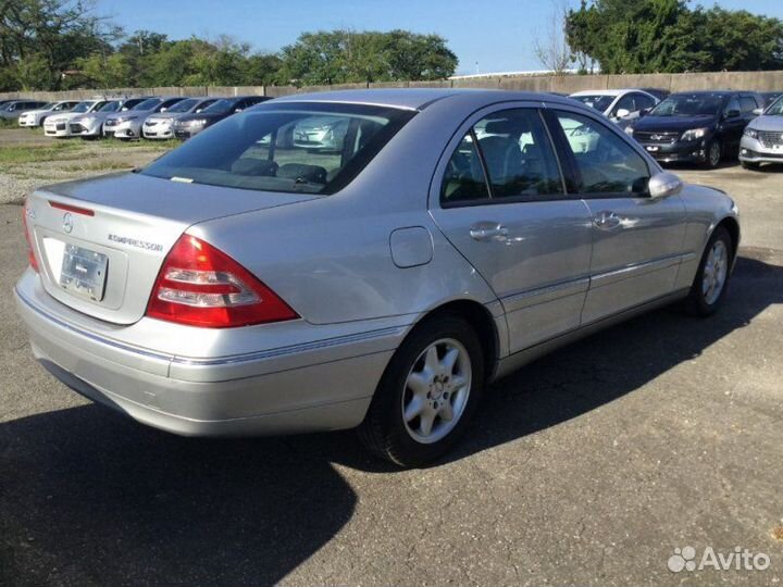 Авто на разбор Mercedes-Benz C-Class W203 271.940