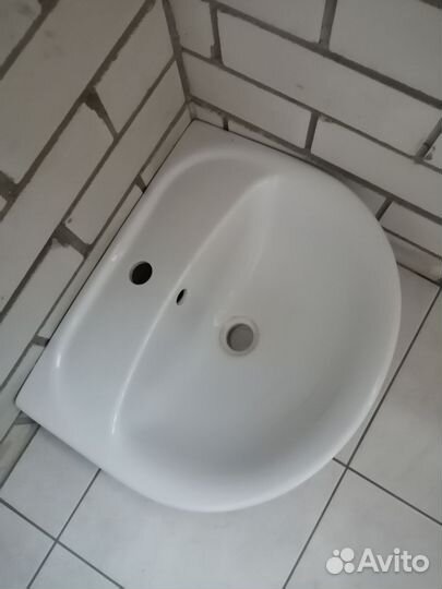 Раковина с пьедесталом бу