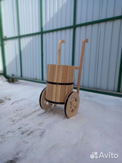 Цветочник клумба