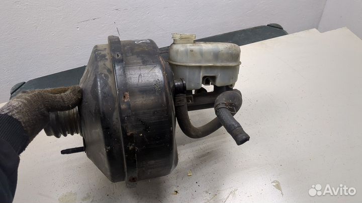 Цилиндр тормозной главный Chevrolet Trailblazer, 2001