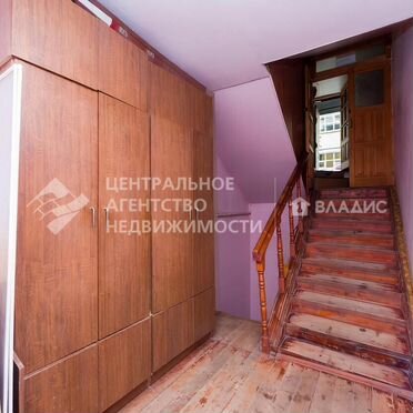 7-к. квартира, 310,3 м², 1/2 эт.
