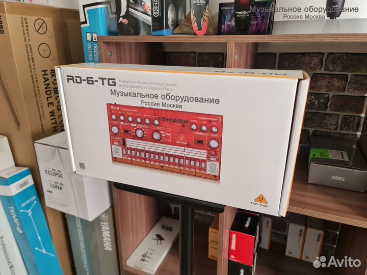 Behringer RD-6-TG драм-машина аналоговая
