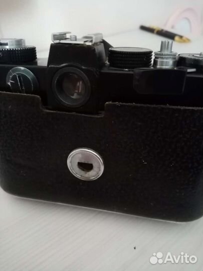 Пленочный фотоаппарат зенит