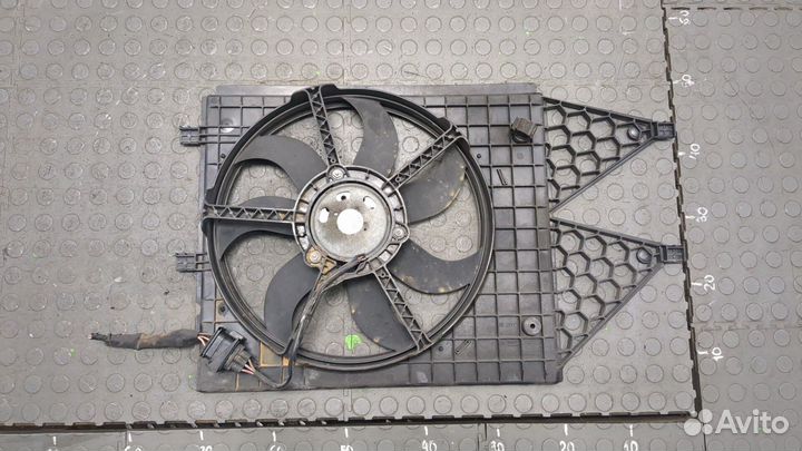 Вентилятор радиатора Skoda Roomster, 2015