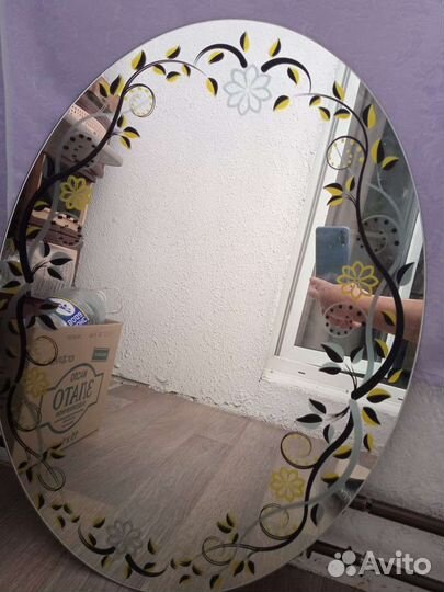 Зеркало в ванную круглое