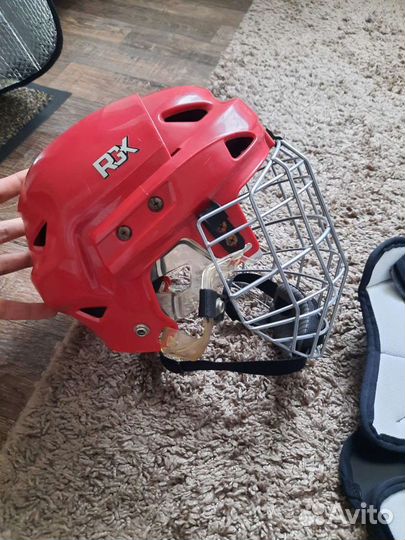 Шлем хоккейный размер l