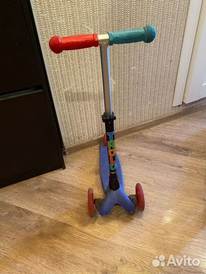 Самокат Trolo детский, со светящимися колесами