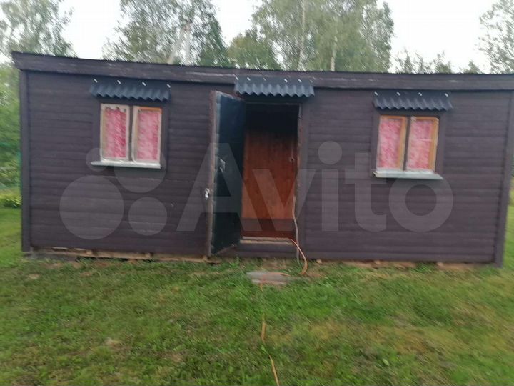 Дача 12 м² на участке 10 сот.