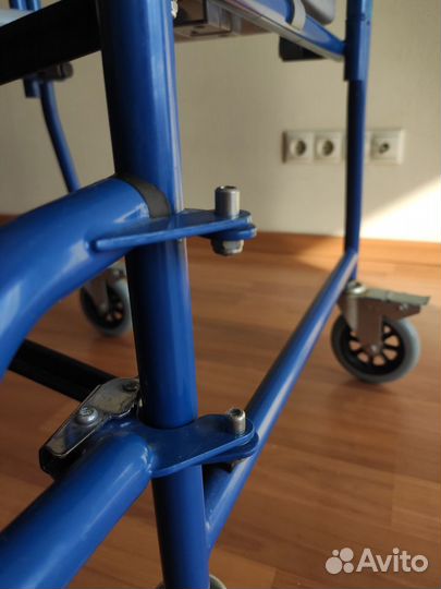 Кресло-коляска каталка механическая