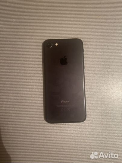 iPhone 7, 32 ГБ
