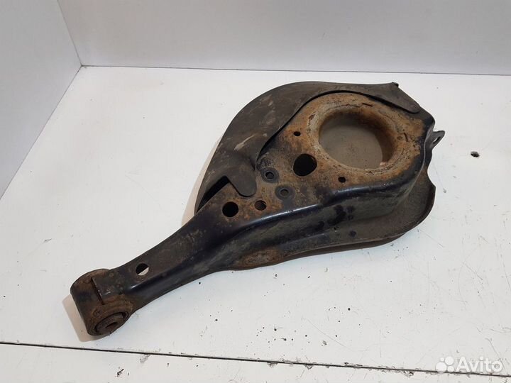 Рычаг подвески задний нижний под пружину