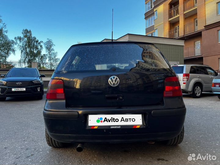 Volkswagen Golf 1.4 МТ, 2002, 349 000 км