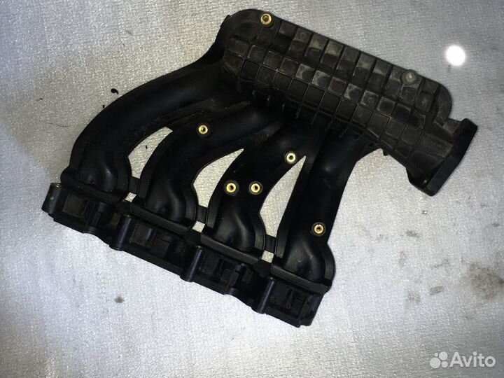 Коллектор впускной A61109037