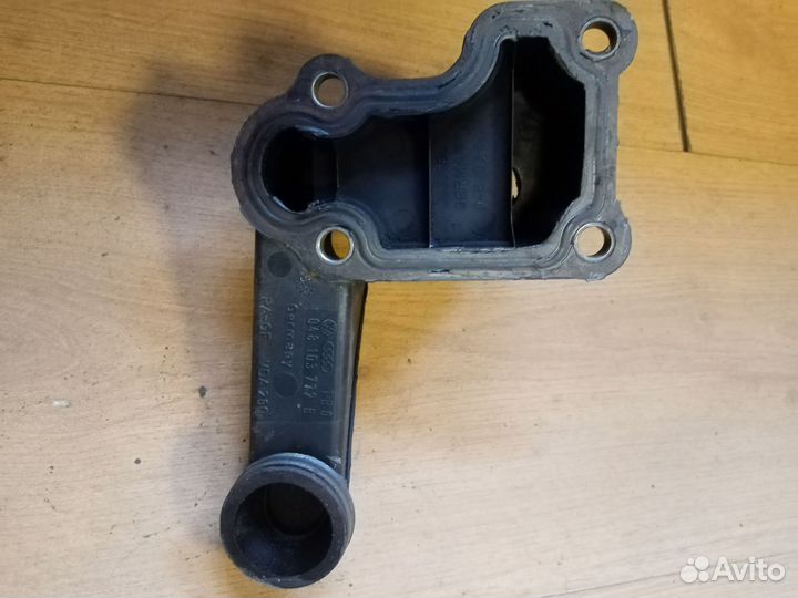 Клапан вентиляции картерных газов passat B 3