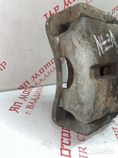 Суппорт тормозной передний правый Nissan X Trail