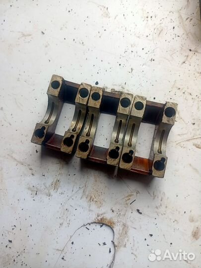 Бугель распредвала Passat B5 Audi A4 B5 Audi A6 C4