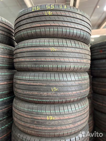 Goodyear EfficientGrip Performance 215/55 R17