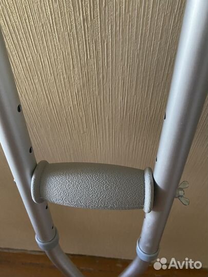 Костыли подмышечные регулируемые