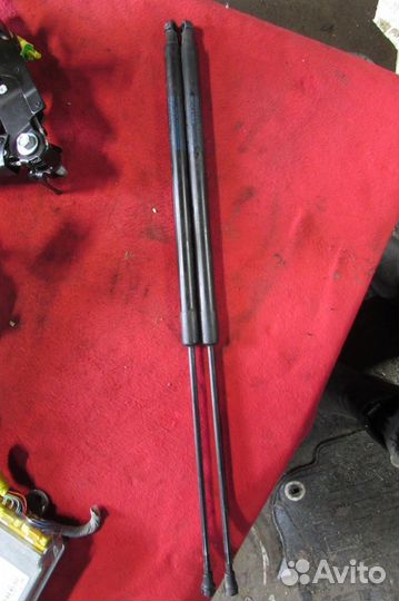 Амортизатор капота honda civic 5Д