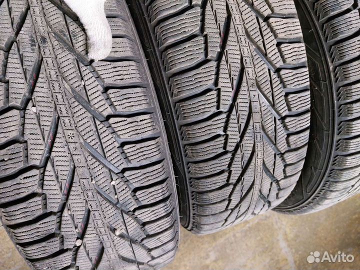 Nokian Tyres Hakkapeliitta R2 SUV 225/60 R18