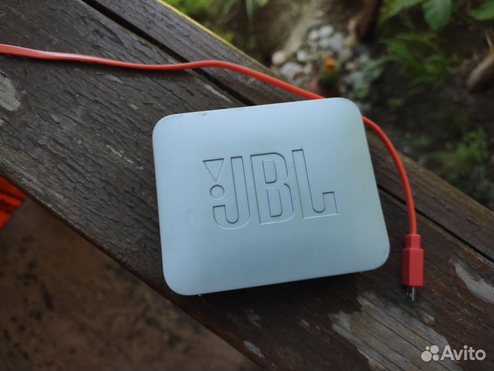 Колонка jbl go 2