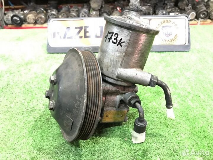 Насос гидроусилителя, насос гур Mercedes-Benz