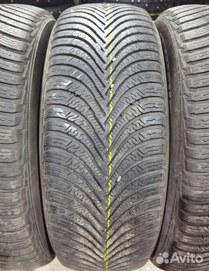 Michelin Alpin 5 215/65 R16 98R