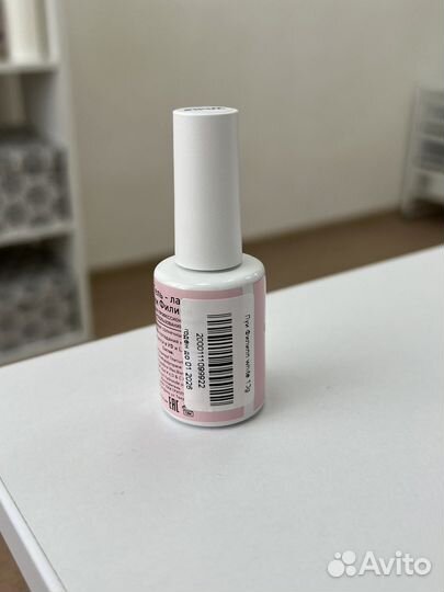 Белый гель-лак для ногтей Луи Филипп новый