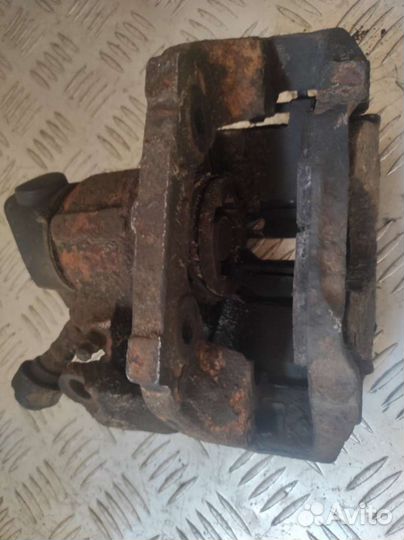 Суппорт тормозной передний левый citroen xantia 0.0 nn