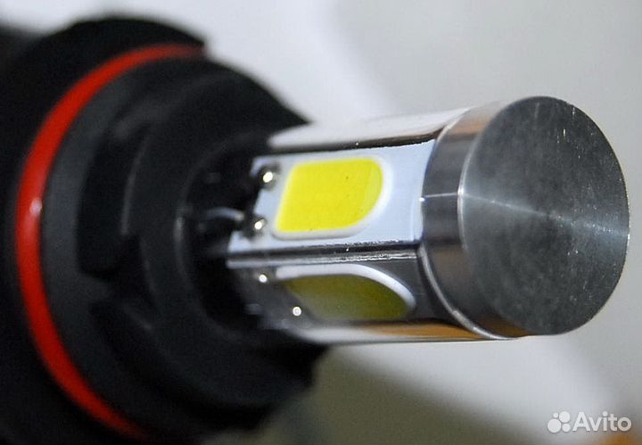Комплект головного света на светодиодах HB5/9007