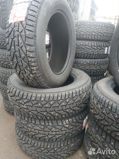 Tigar SUV Ice 215/65 R16 102T