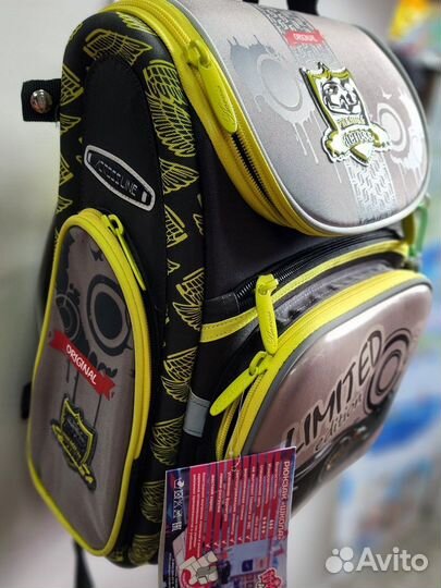 Рюкзак школьный для мальчика ортопедический