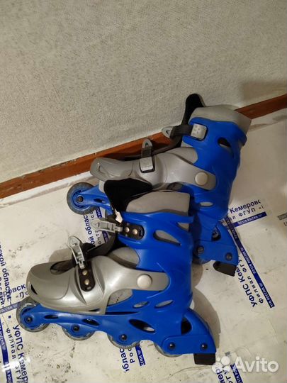 Роликовые коньки