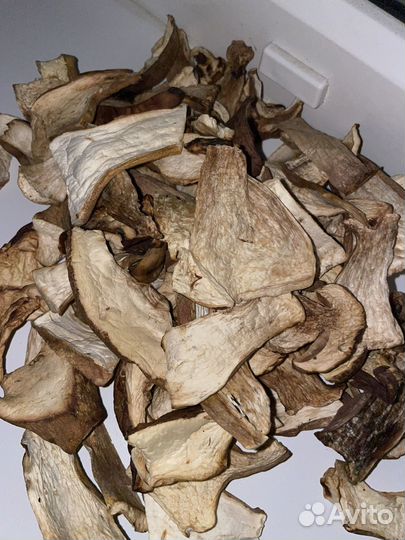 Сухие белые грибы